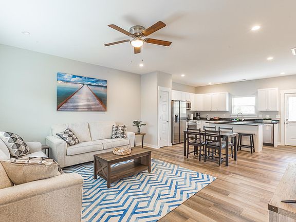 4th image of 2510 Villa Dr NW Unit 2