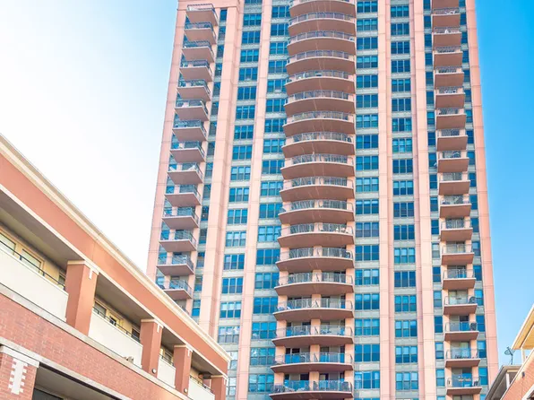 330 N Jefferson St APT 1701, Chicago, IL 60661