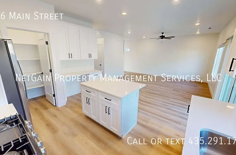 226 S Main St — Photo 5