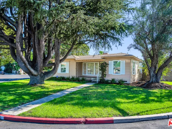 11810 Radio Dr, Los Angeles, CA 90064