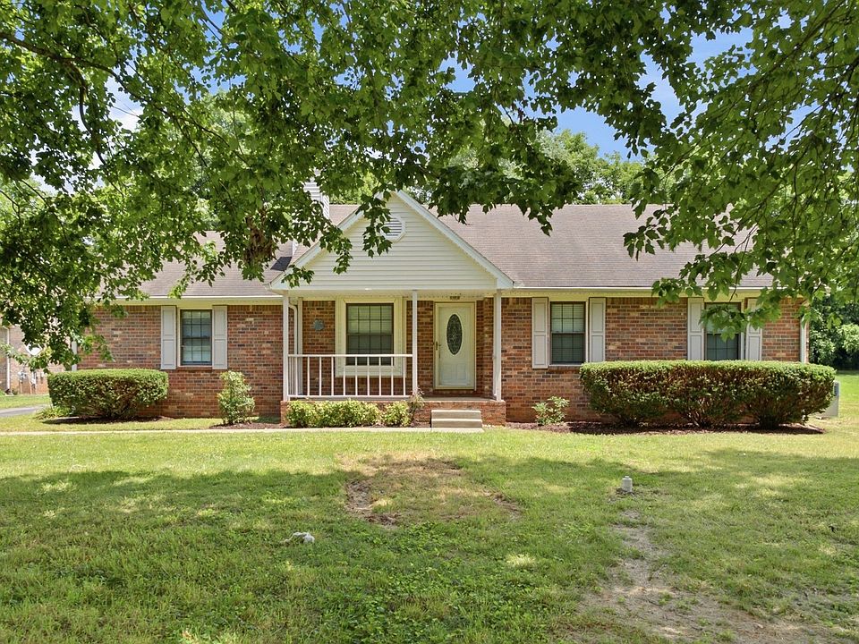 1st image of 10044 Roanoke Dr