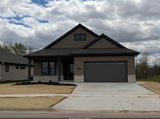 1617 N Honeysuckle Cir, De Pere, WI 54115