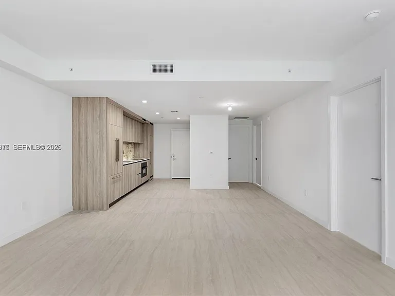 77 SE 5th St #4106 — Photo 5