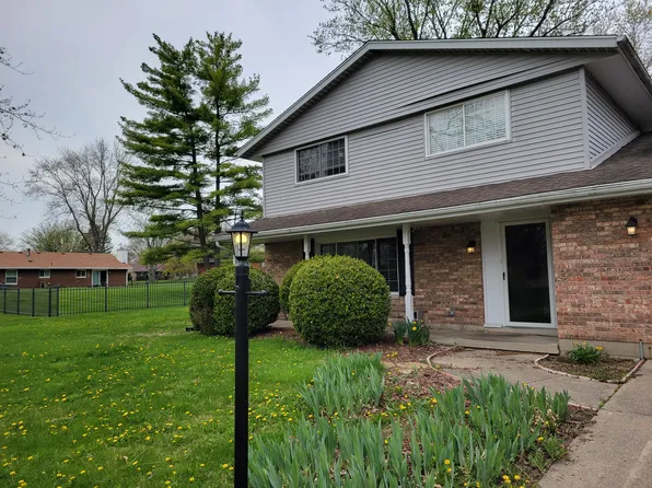 1581 Diplomat Dr, Dayton, OH 45432