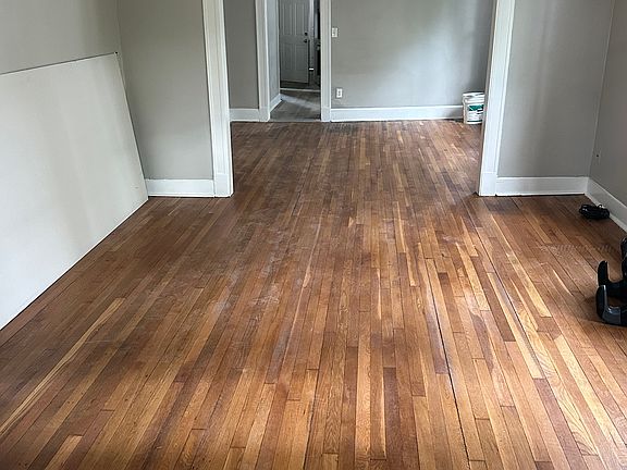 3rd image of 338 Pine St #3
