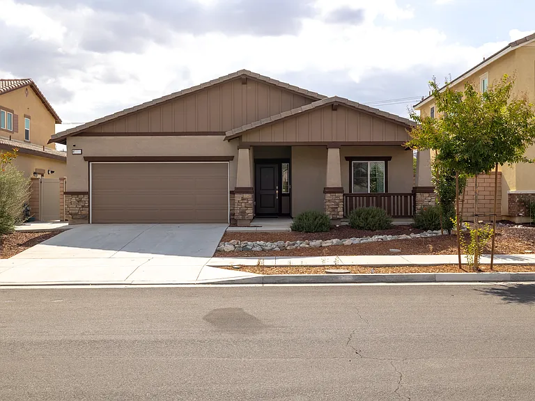 24071 Dusty Trail Way — Photo 21