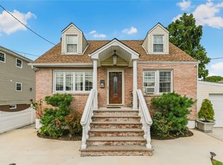 146-12 230th Pl, Jamaica, NY 11413
