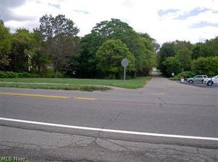 Main St, Mineral Ridge, OH 44440