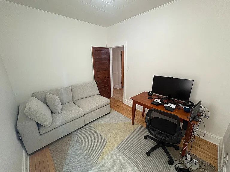 4838 N Claremont Ave #1 — Photo 8