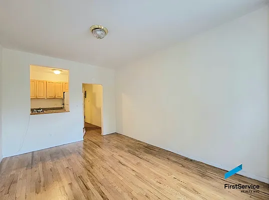 Rented by FirstService Realty (legacy) | media 7