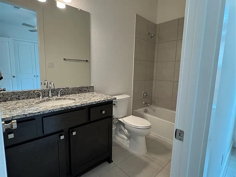 7129 Carriage Light Dr — Photo 13