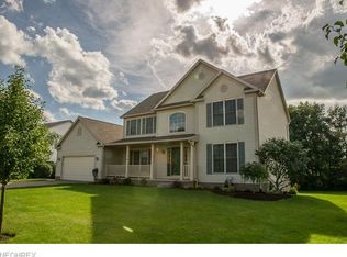 802 Denshire Dr NW, Canal Fulton, OH 44614