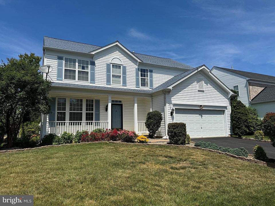 1st image of 29 E Sarazen Dr