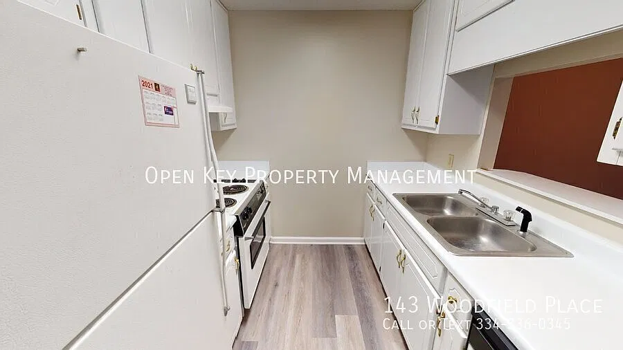 Welcome to this charming townhouse located in Enterprise, AL, minutes from Ft. Rucker. This spaci... — Photo 3