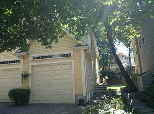 16 Thayer St, Brookline, MA 02445