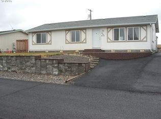 925 W 5th St, Arlington, OR 97812