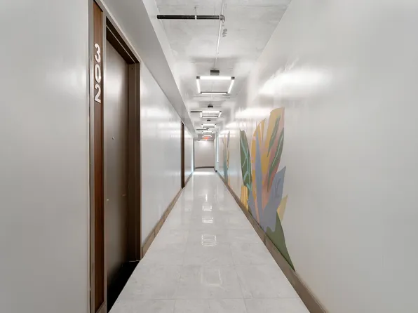 3707 Blackstone Avenue image 23 of 35