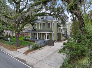 121 E Victory Drive, Savannah, GA 31405
