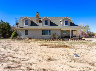 51 La Entrada Rd, Los Lunas, NM 87031