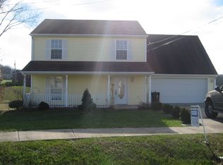 111 Buttercup Ct, Radcliff, KY 40160