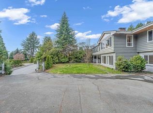 1181 Chartwell Dr, West Vancouver, BC V7S 2R1