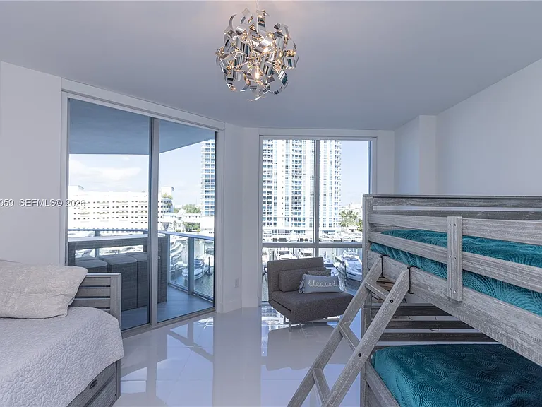 17111 Biscayne Blvd #505 — Photo 8
