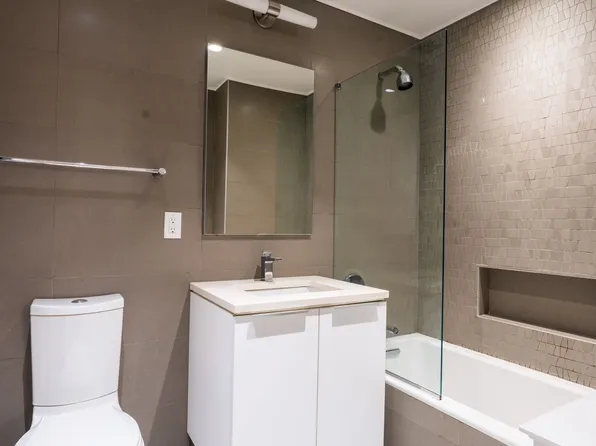 42-83 Hunter Street 6B image 7 of 7