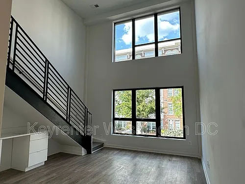 1460 Belmont St NW #302 Photo 1