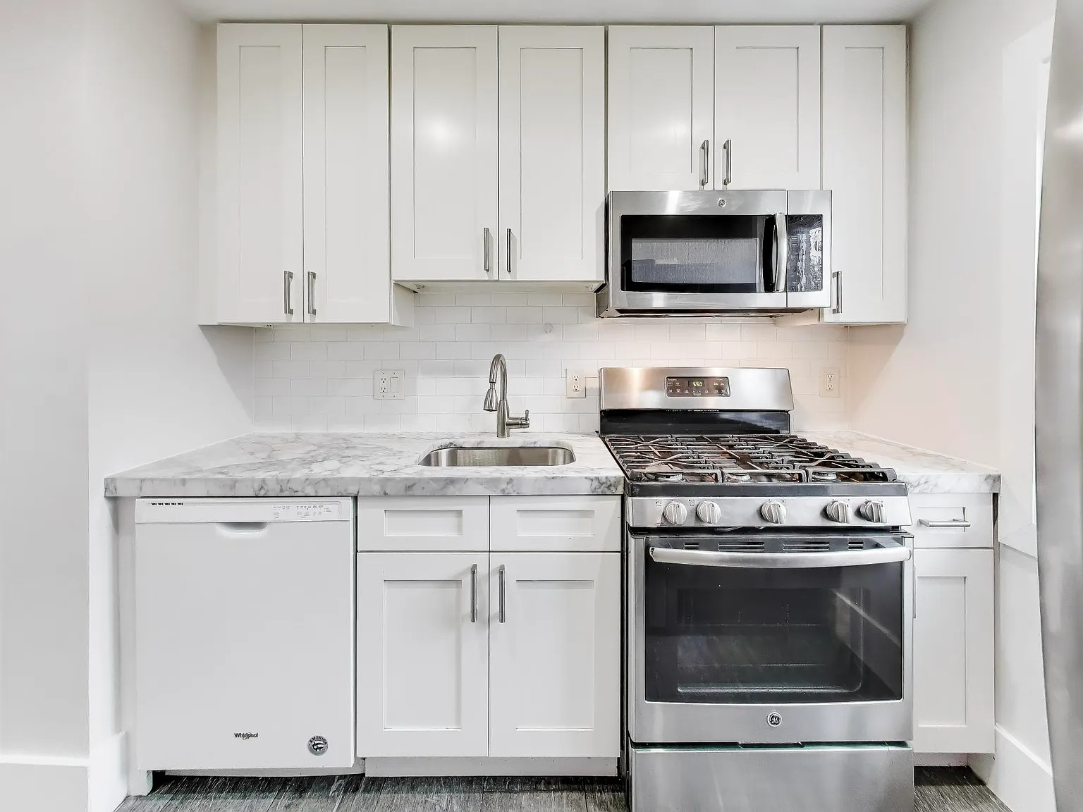 1 bed, 565 sqft, $1,095 — Photo 2