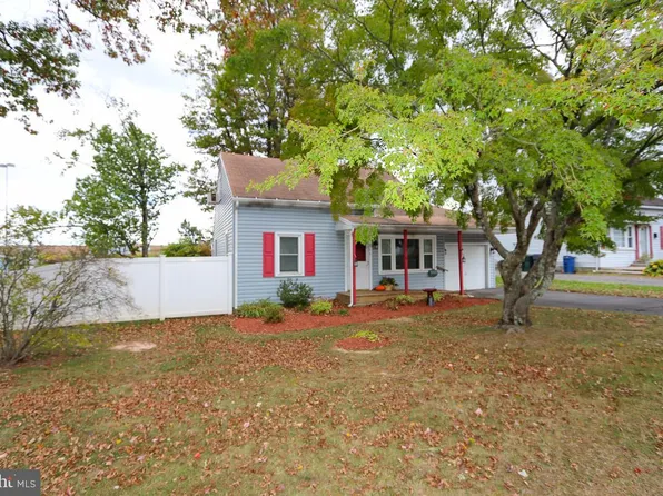 1855 Preston Ave, Willow Grove, PA 19090
