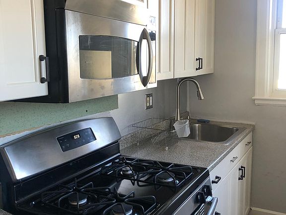5th image of 64 Glover Ave #2