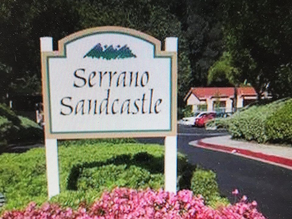 Serrano Highland location with cool ocean breezes. And beautifully landscaped