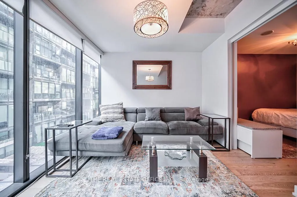 2 bed, $5,000 — Photo 2