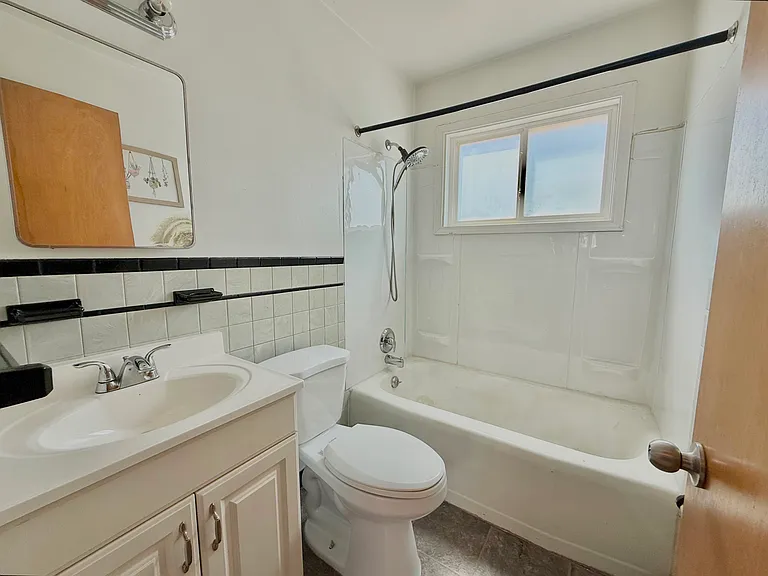 29014 Block St — Photo 5