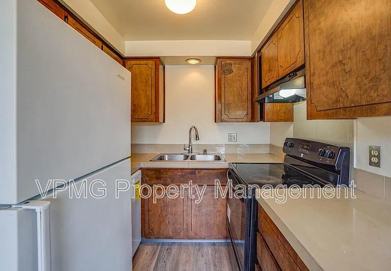 2815 Caples Ave #1 — Photo 5