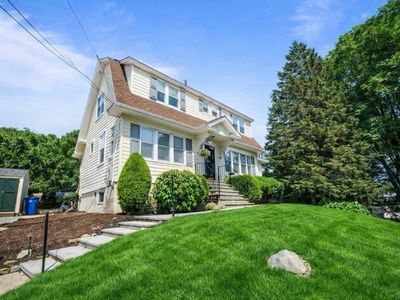 27 Cedarcroft Ln, Waltham, MA, 02451
