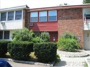 633 Kissam Rd, Peekskill, NY 10566