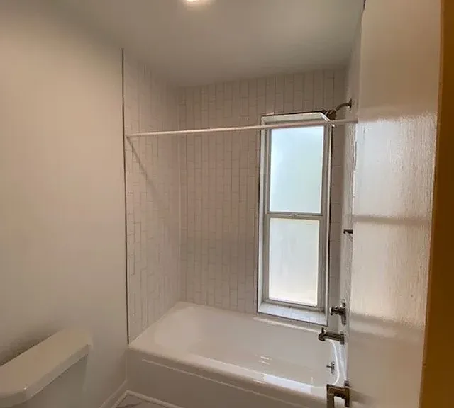 2413 Arlington Ave S #C — Photo 13