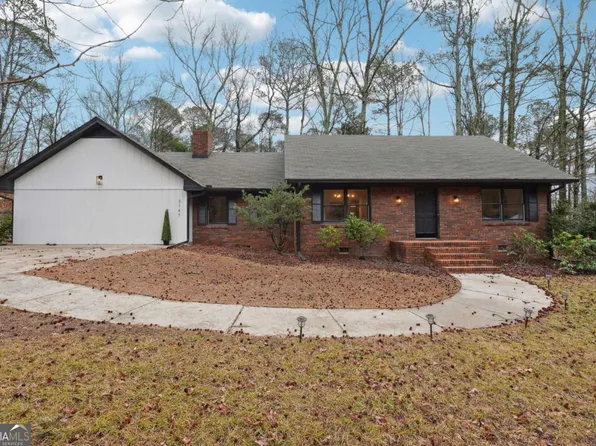 3147 S Elizabeth Dr, Douglasville, GA 30135