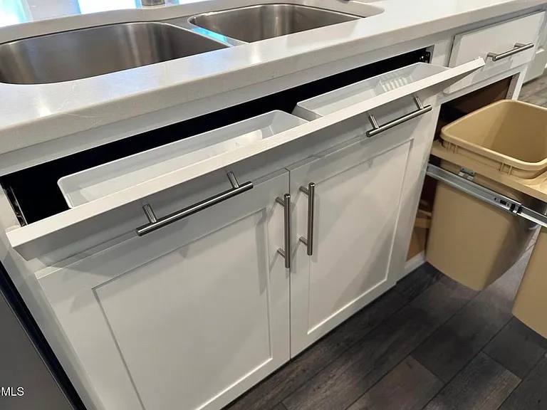 108 Jade Creek Dr — Photo 11