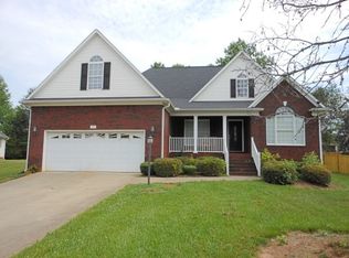204 Sugar Hill Ct, Boiling Springs, SC 29316