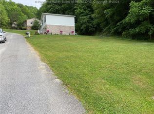 0 Seneca Dr, Charleston, WV 25302