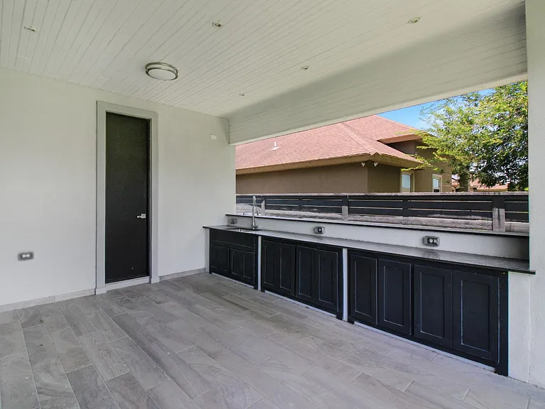 3501 Umar Ave — Photo 18