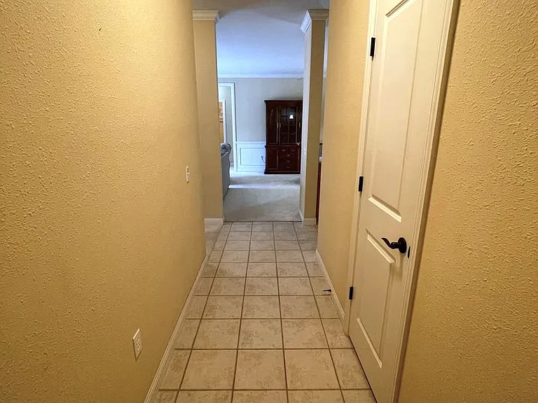 4100 W Worley St #301 — Photo 8