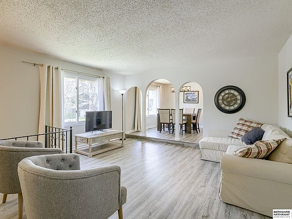 3rd image of 11735 Quail Dr