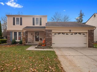 40341 Worthington Ct, Canton, MI 48188