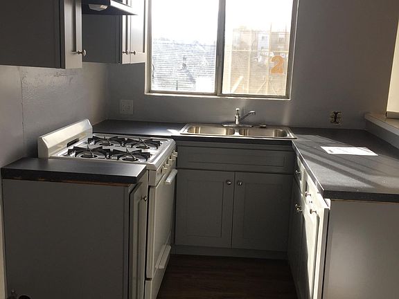 5th image of 5338 Cahuenga Blvd APT 2