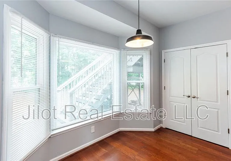 483 Mountain Oaks Pkwy — Photo 6