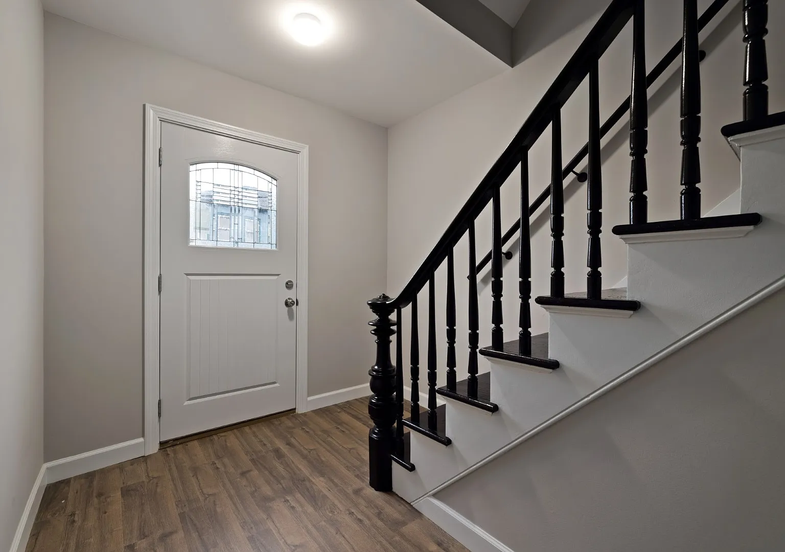 3 bed, 2000 sqft, $2,250 — Photo 3