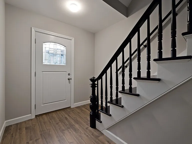 29 Church St #1 — Photo 3